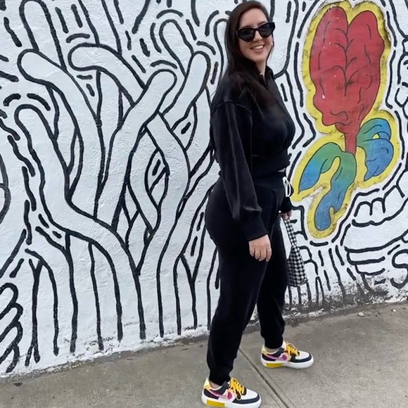 angelaholden526